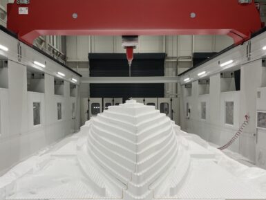 Belotti navy CNC center yacht machining