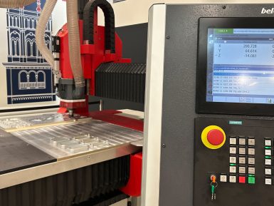 Belotti Nesting centro CNC a 3 assi con controllo Siemens NC